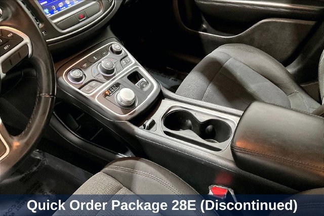 Used 2016 Chrysler 200 Limited FWD image 23