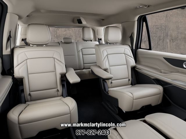 New 2027 Lincoln Navigator Premiere AWD/4WD image 11