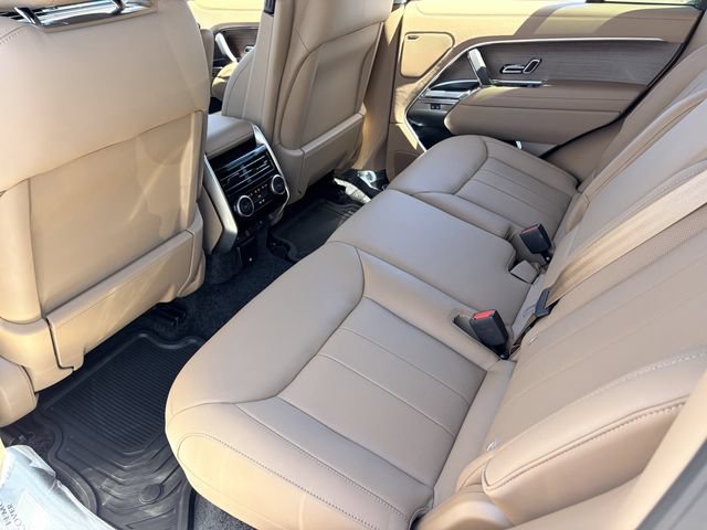 New 2026 Land Rover Range Rover SE AWD/4WD image 15