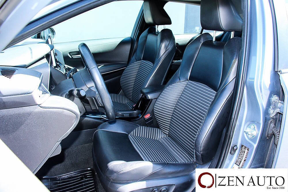 Used 2020 Toyota Corolla XSE FWD image 16