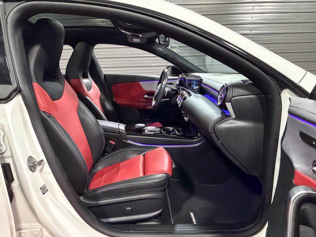 Used 2021 Mercedes-Benz CLA 250 4MATIC image 15