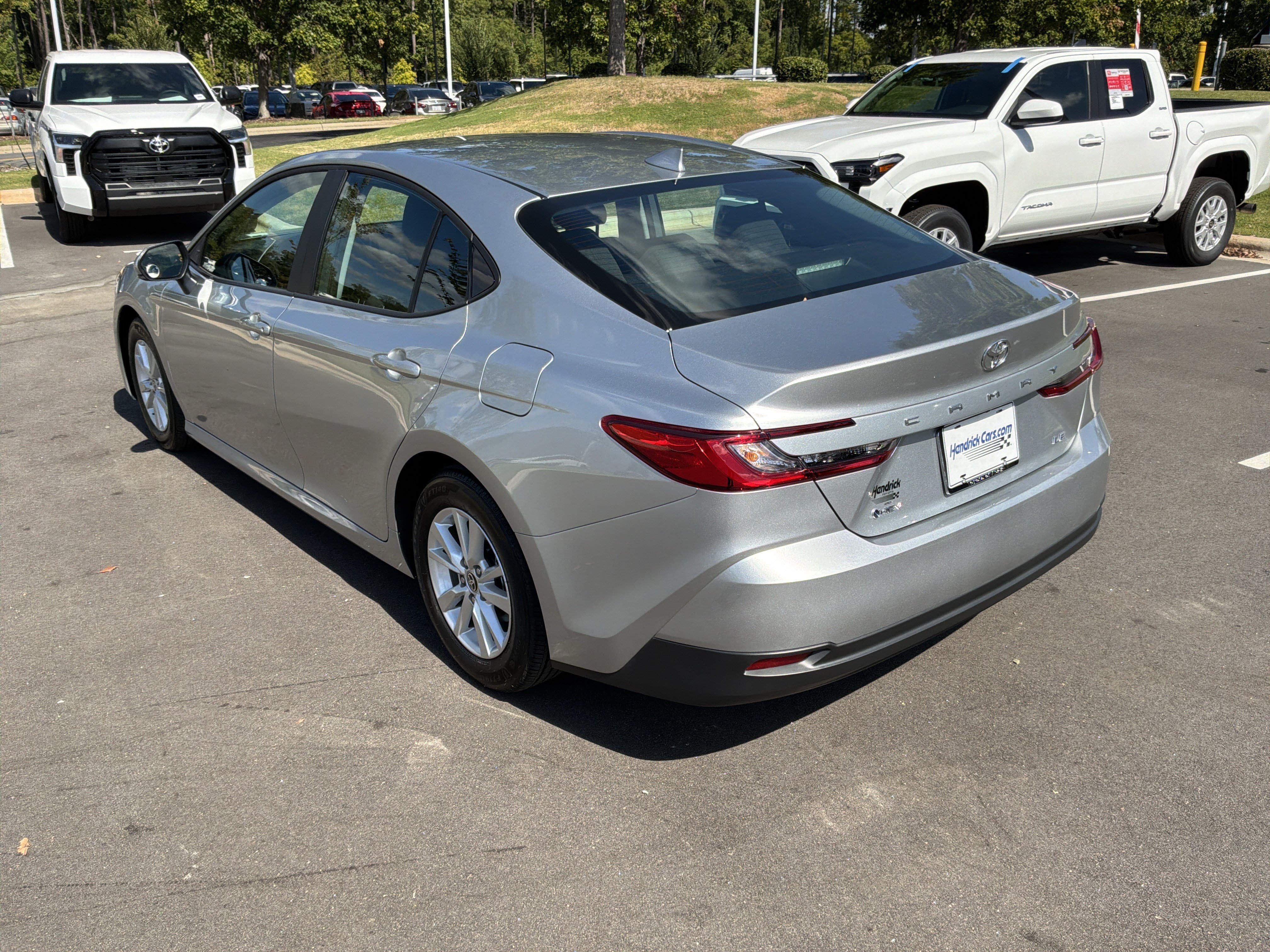 Used 2026 Toyota Camry LE FWD image 8