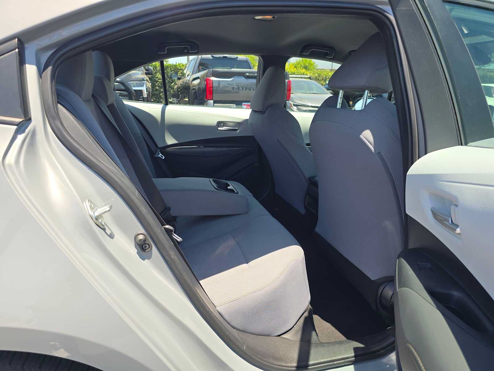Used 2022 Toyota Corolla SE FWD image 12