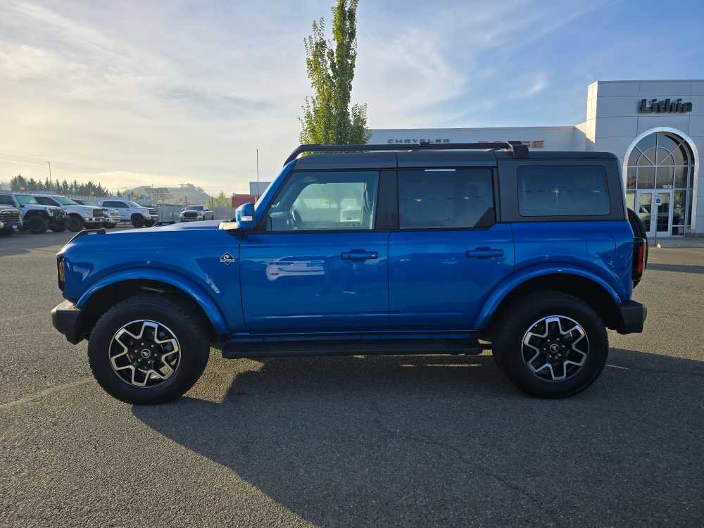 Used 2024 Ford Bronco Outer Banks image 2