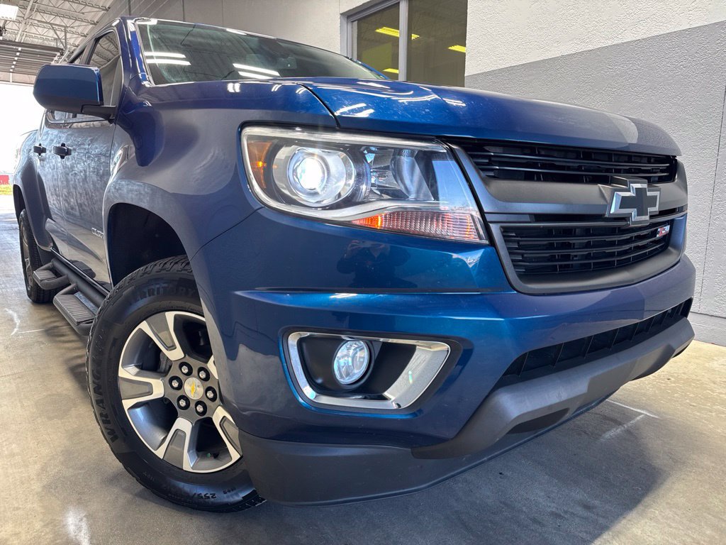 Used 2019 Chevrolet Colorado Z71 AWD/4WD image 2