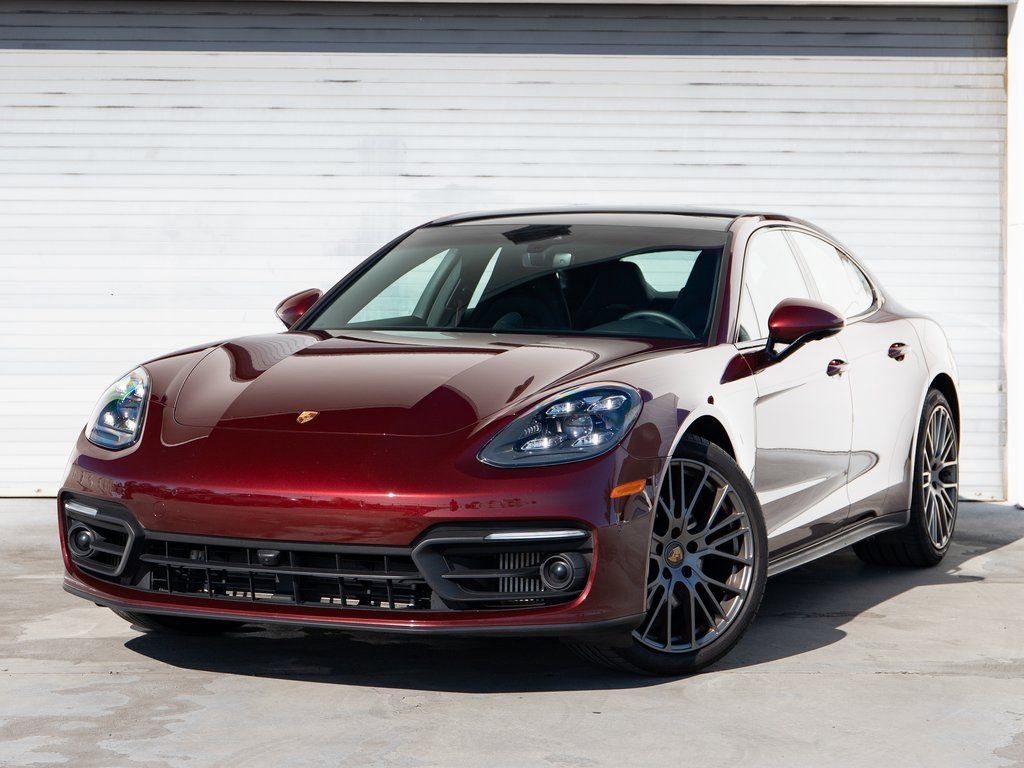 Used 2023 Porsche Panamera 4 Platinum Edition image 1