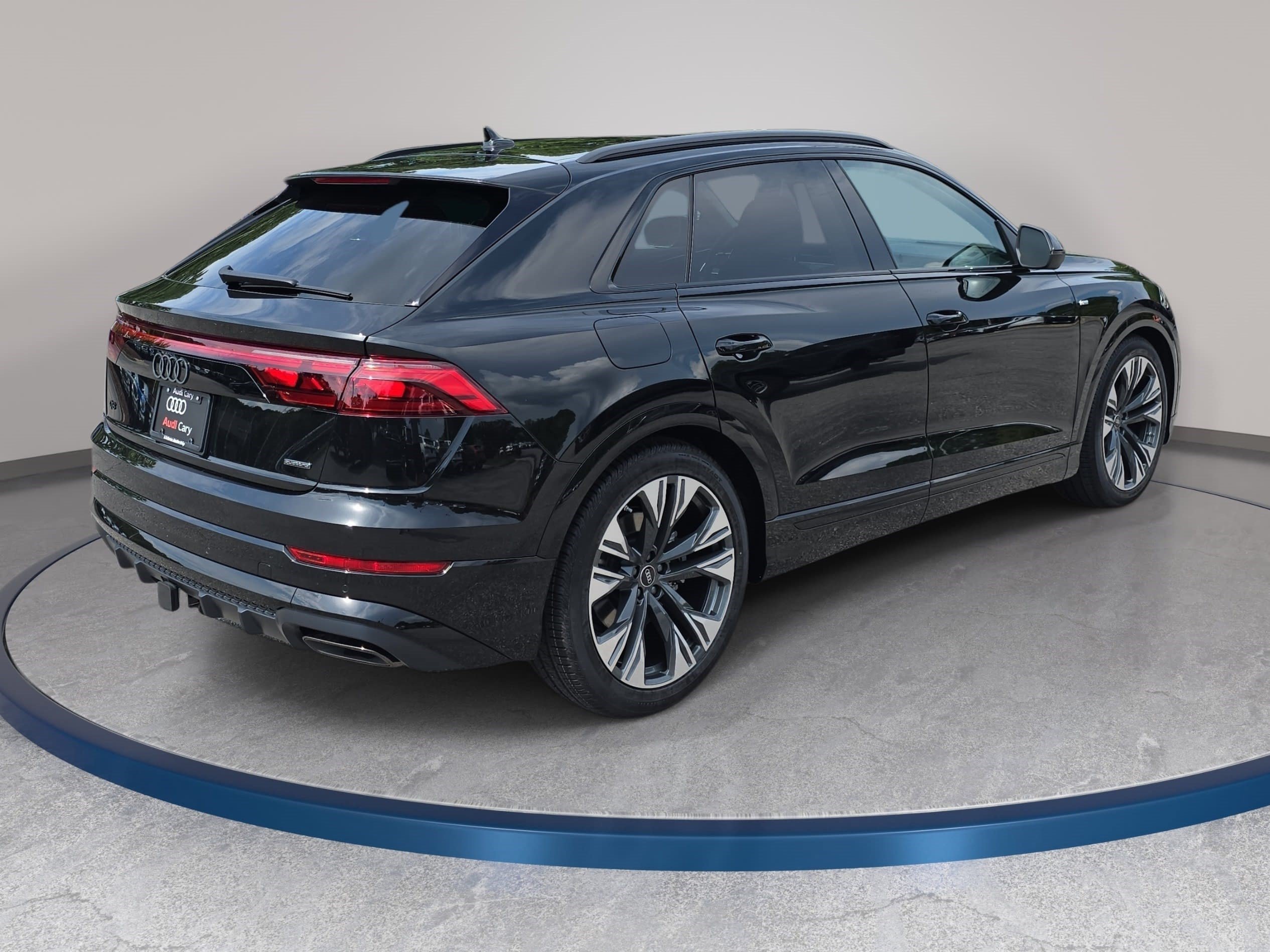 New 2027 Audi Q8 Prestige AWD/4WD image 5