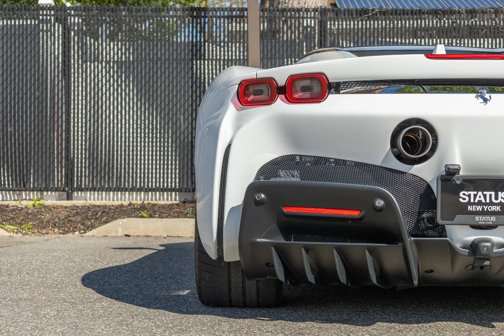 Used 2025 Ferrari SF90 Spider image 36