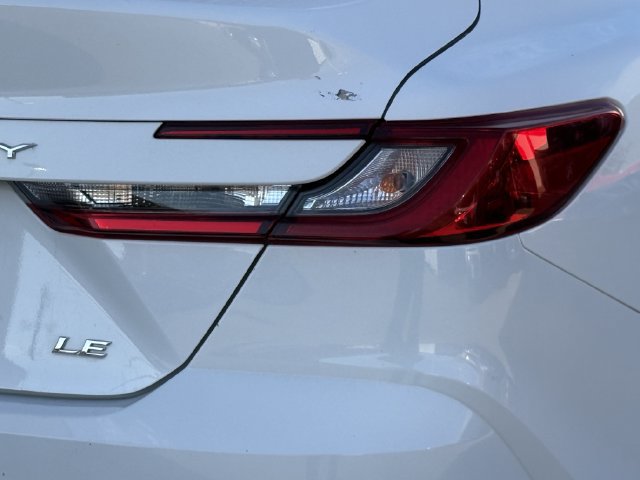 Used 2025 Toyota Camry LE FWD image 7