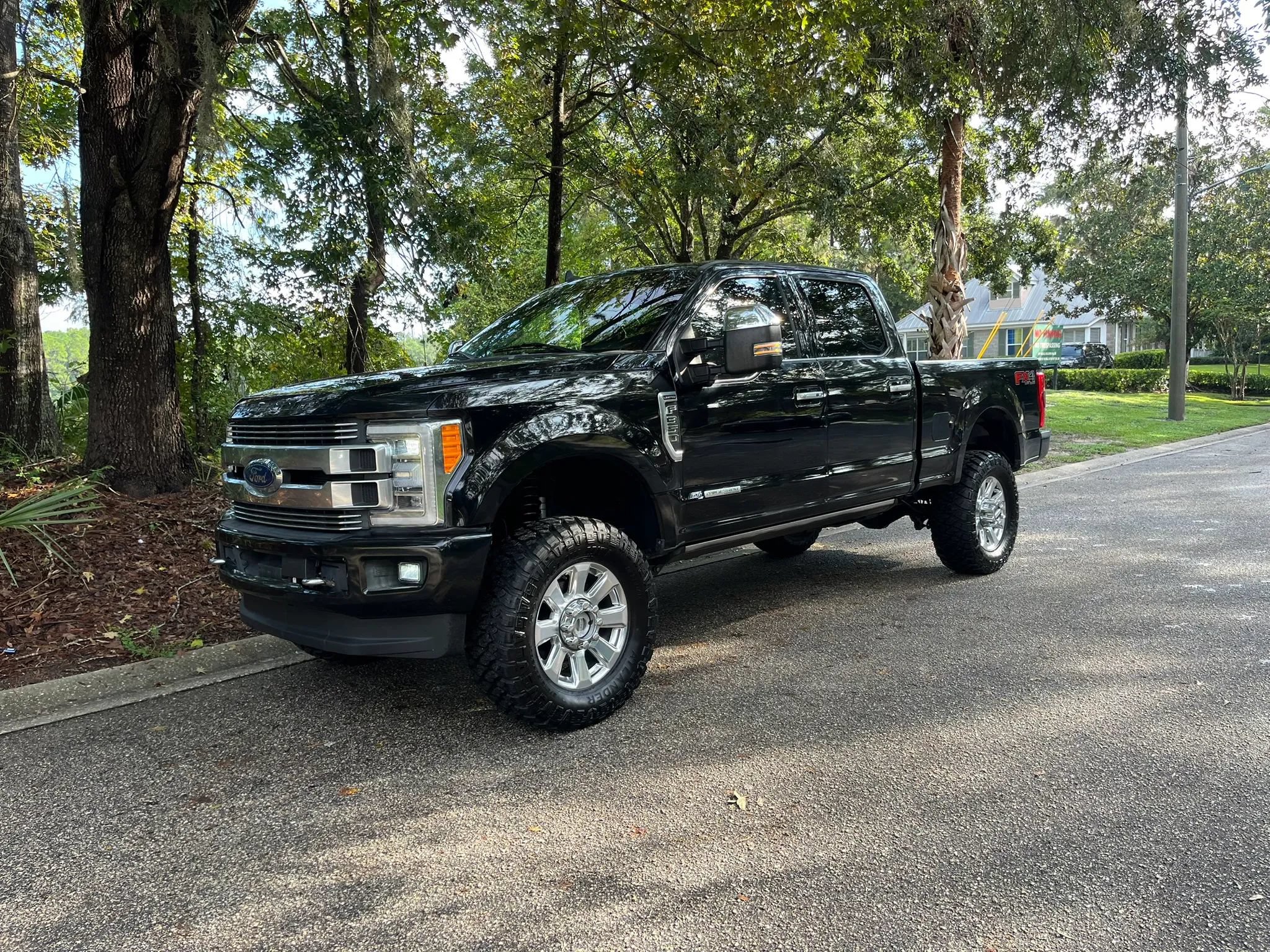 Used 2019 Ford F350 Limited AWD/4WD image 8