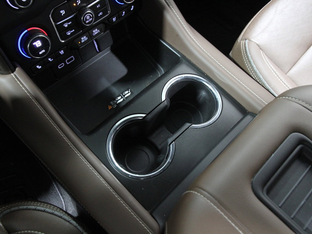 Used 2023 Chevrolet Tahoe High Country w/ LPO, Illumination Package image 12