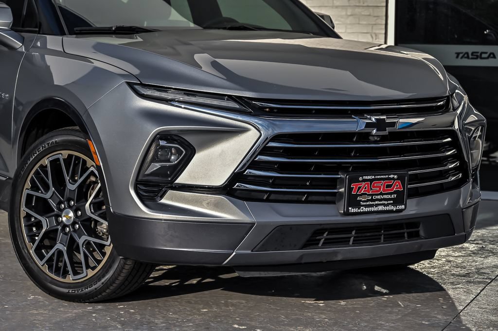 Used 2024 Chevrolet Blazer Premier w/ Driver Confidence II Package AWD/4WD image 3