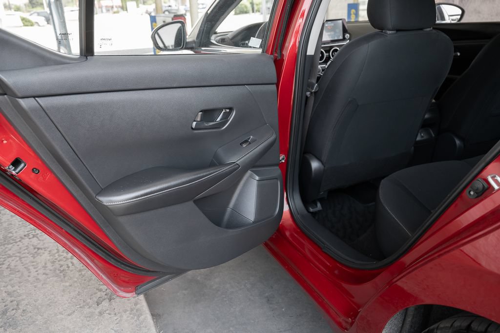Used 2024 Nissan Sentra SV FWD image 36