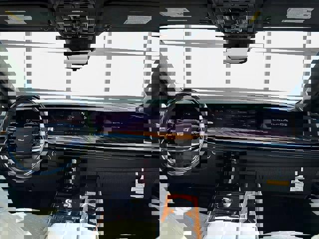 New 2026 Cadillac Escalade ESV Platinum Sport w/ LPO, ONYX Package image 19