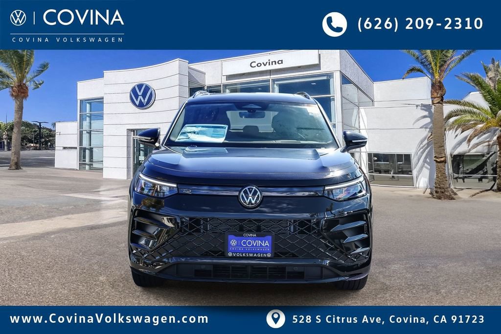 New 2026 Volkswagen Tiguan SE R-Line image 2