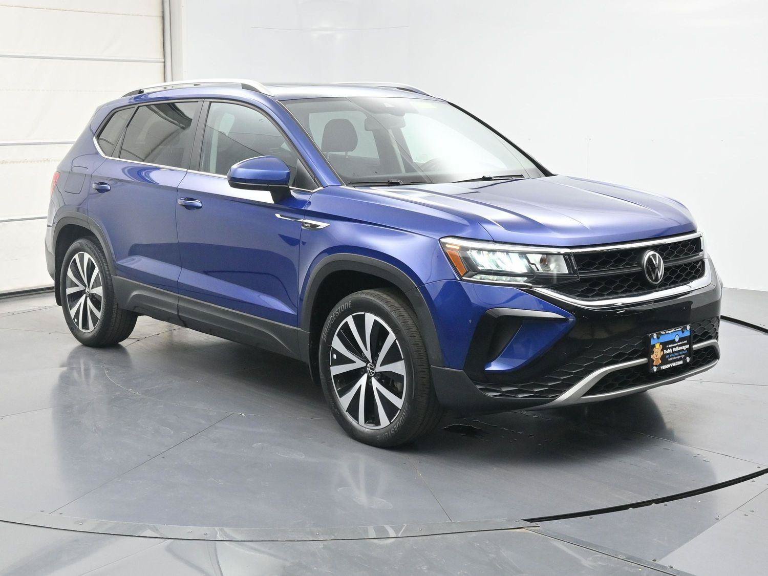 Used 2022 Volkswagen Taos SE w/ Panoramic Sunroof Package AWD/4WD image 25