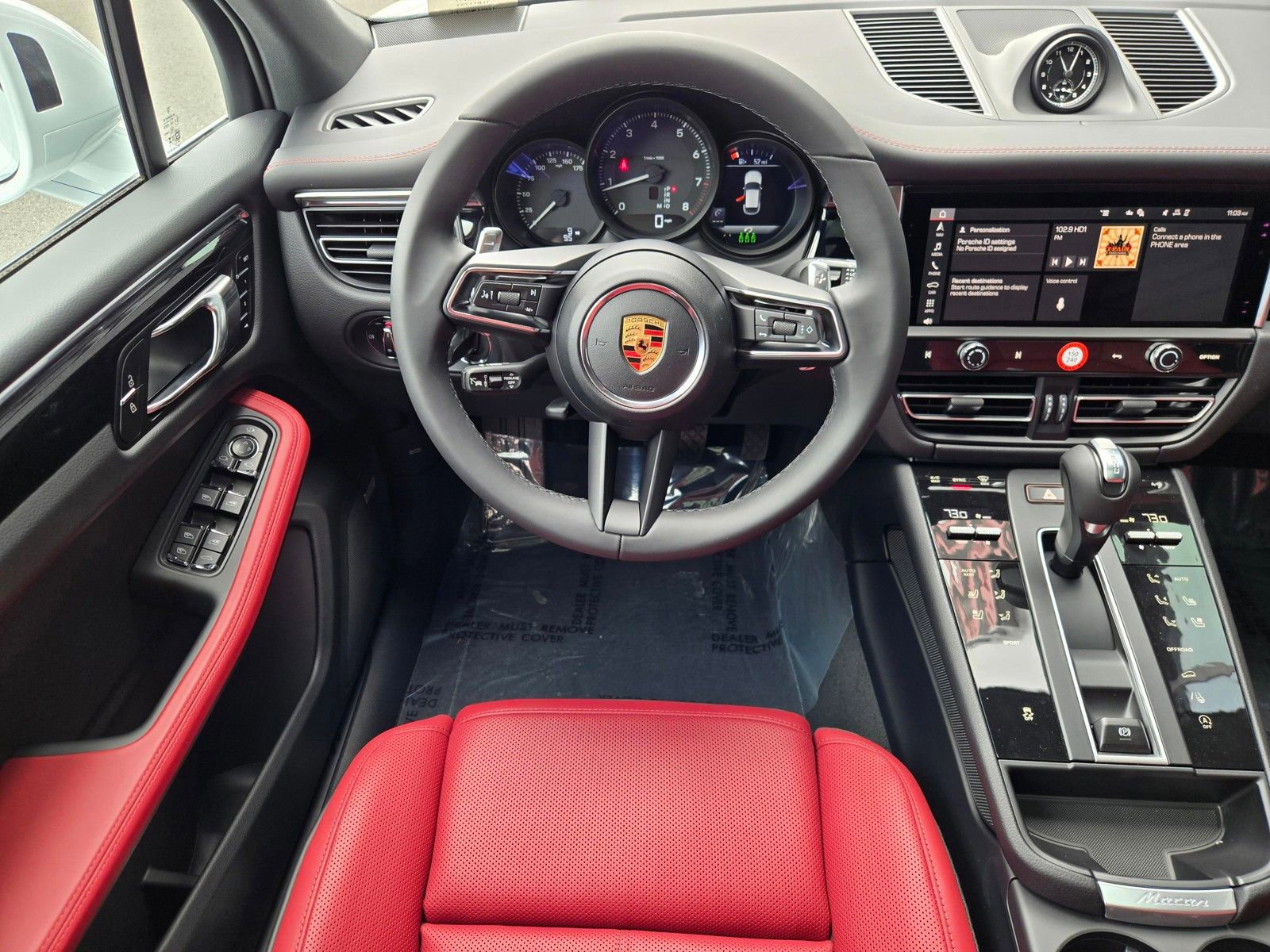 New 2026 Porsche Macan AWD/4WD image 14