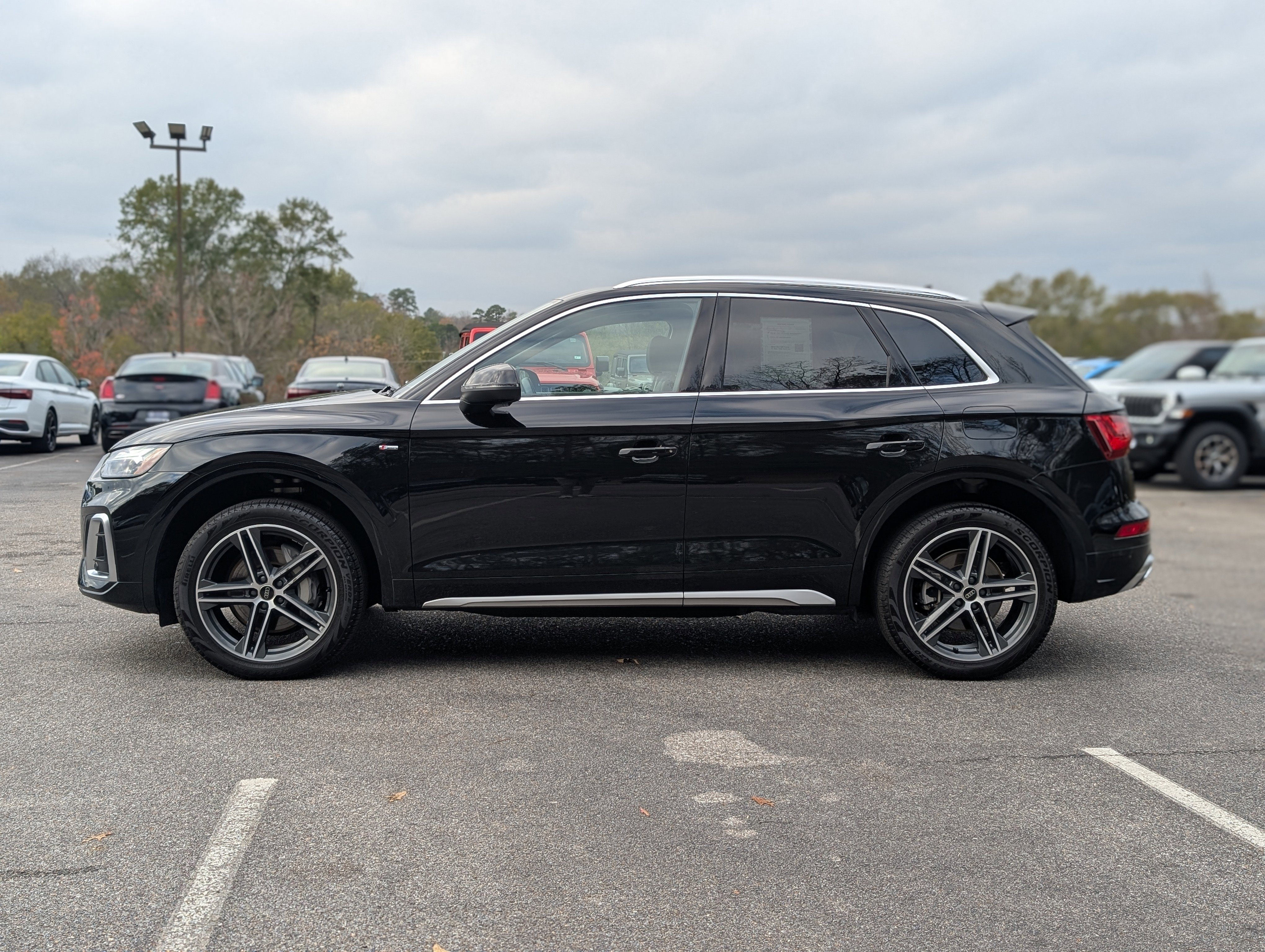Used 2024 Audi Q5 e Premium Plus image 6