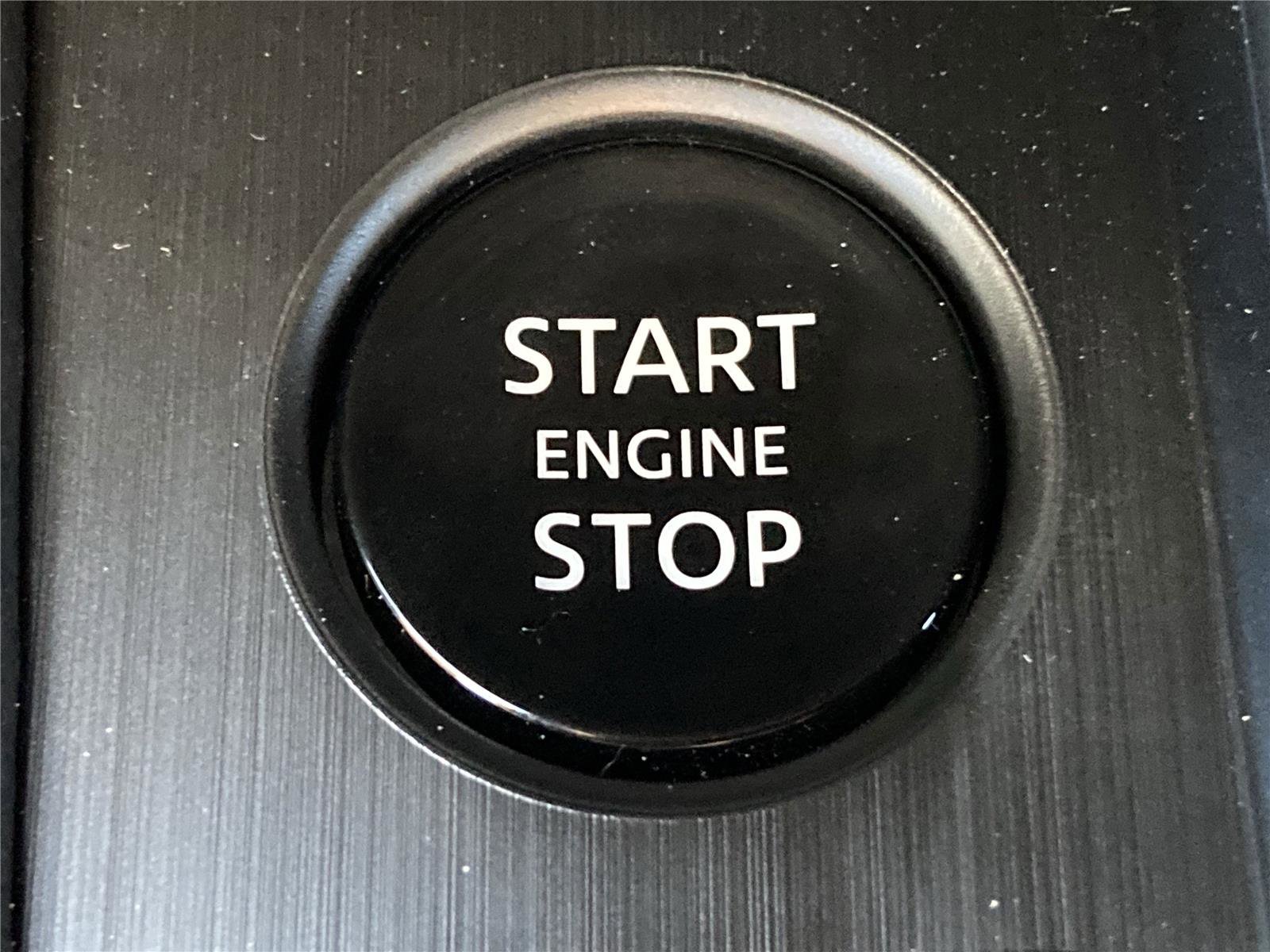 New 2026 Nissan Kicks SR image 16