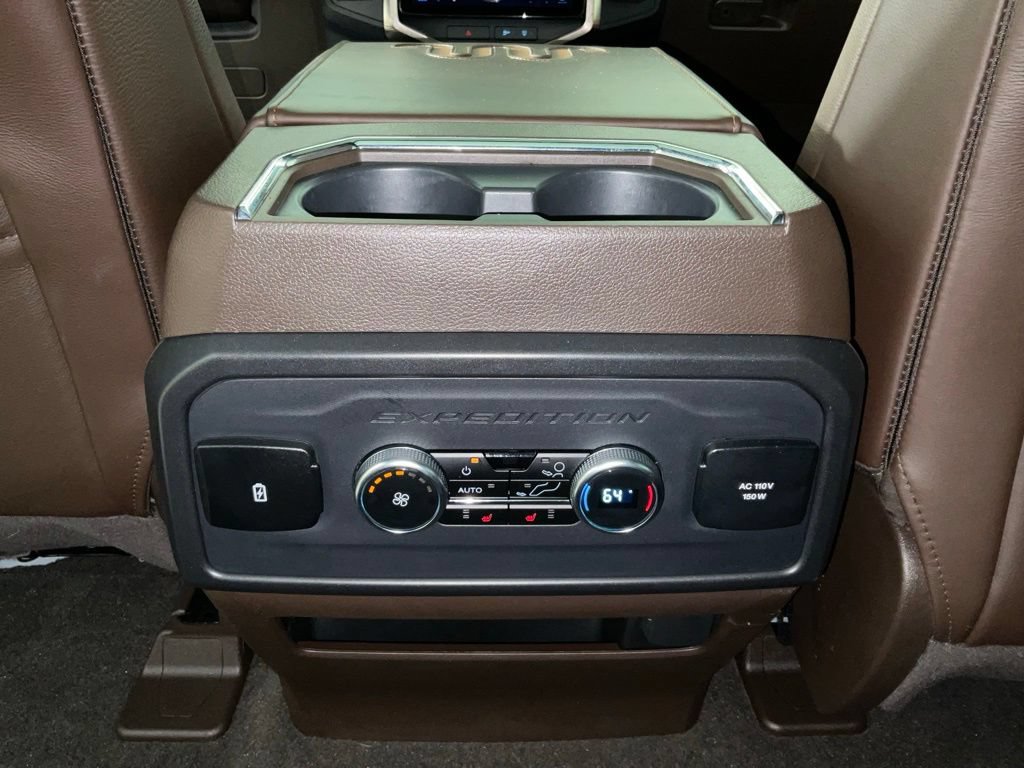 Used 2023 Ford Expedition Max King Ranch AWD/4WD image 19