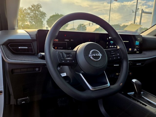 New 2027 Nissan Kicks SV FWD image 7