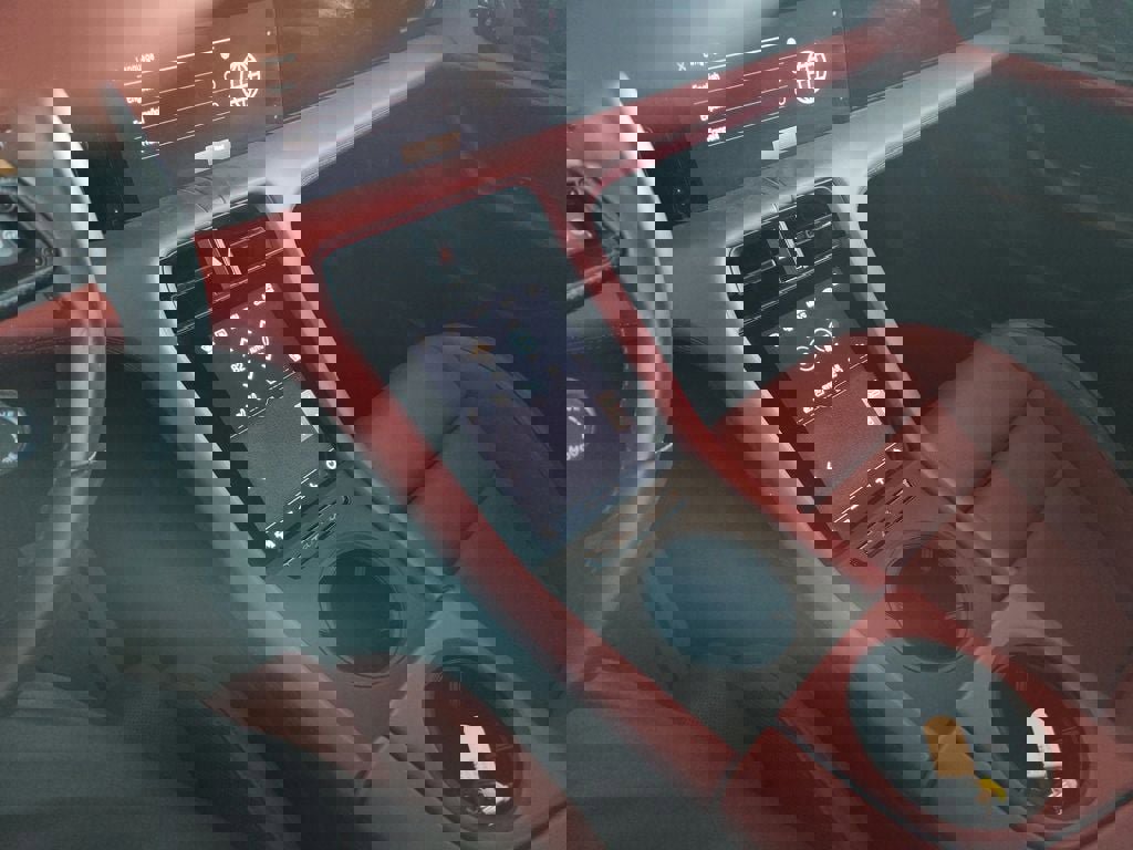 Used 2020 Porsche Taycan Turbo image 18