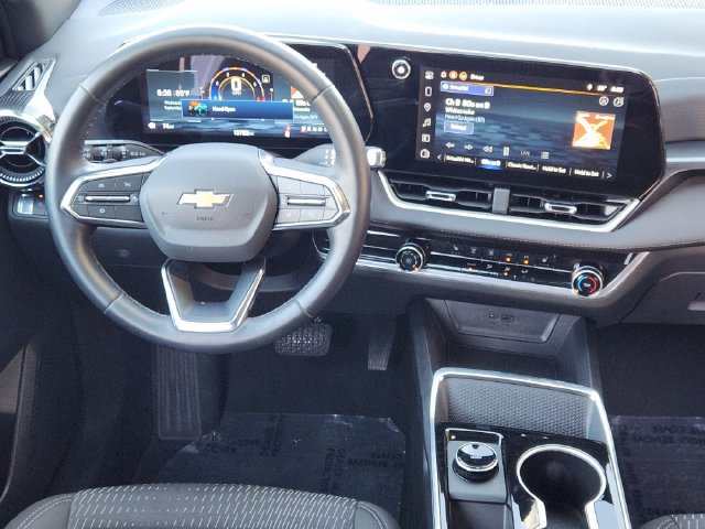Used 2026 Chevrolet Equinox LT FWD image 27