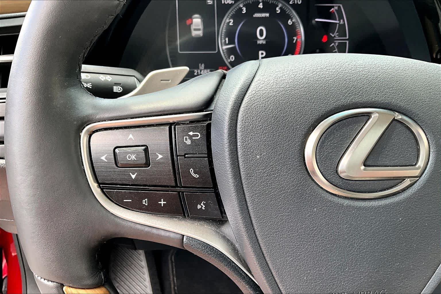 Used 2024 Lexus ES 350 Ultra Luxury w/ Accessory Package (Z2) FWD image 27
