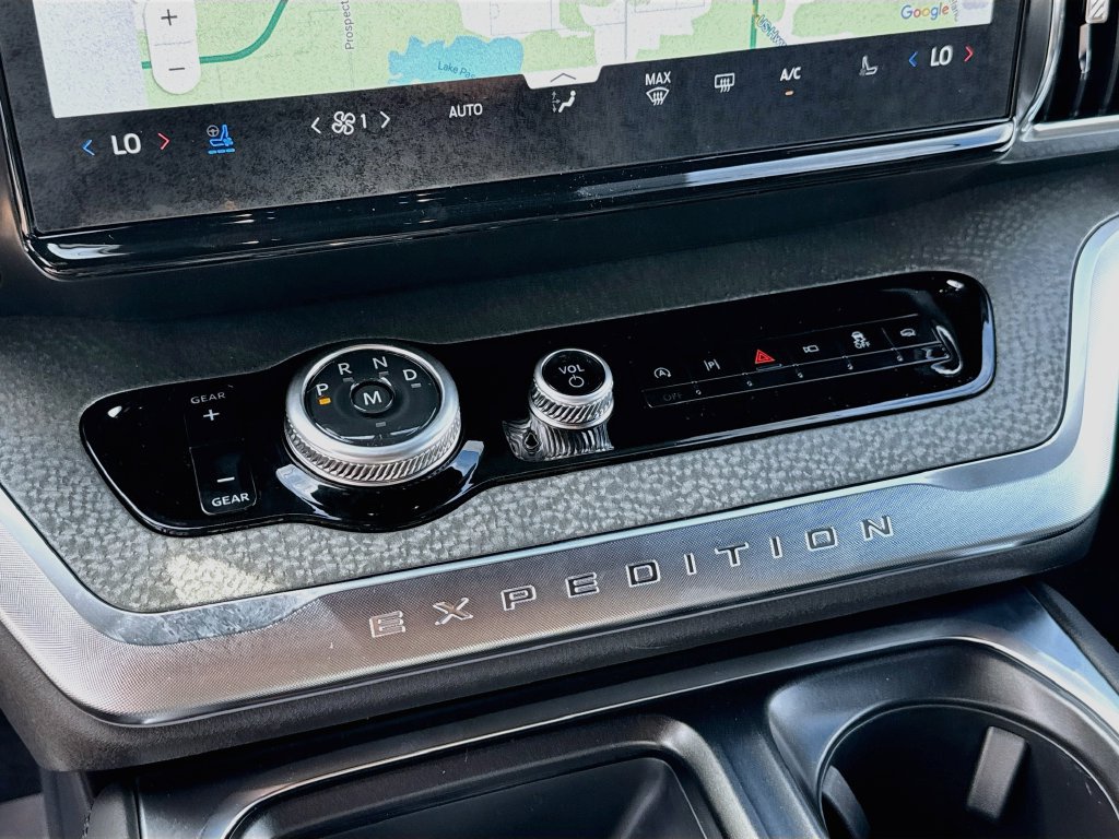New 2027 Ford Expedition Tremor w/ Driver's Package AWD/4WD image 17