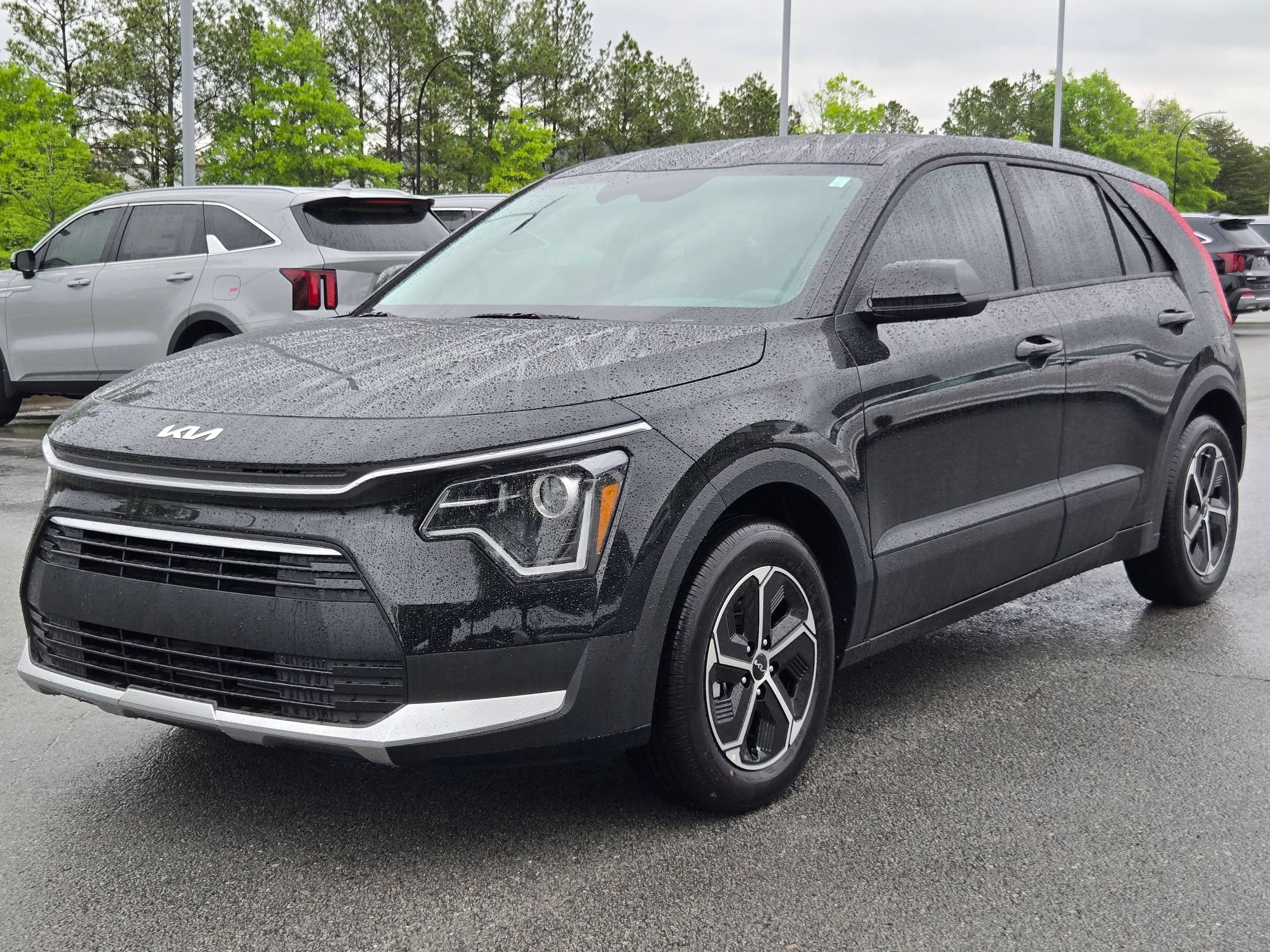 New 2026 Kia Niro LX FWD image 3