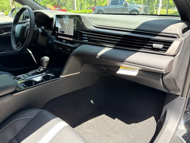 Used 2026 Toyota Camry SE FWD image 26