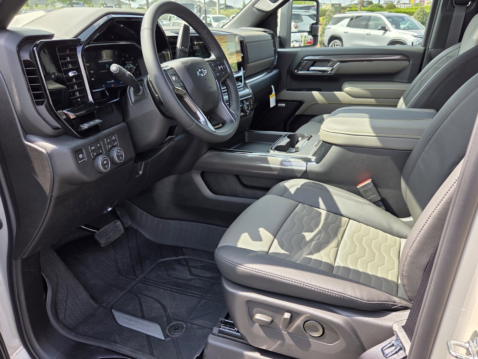 New 2026 Chevrolet Silverado 2500 ZR2 AWD/4WD image 5