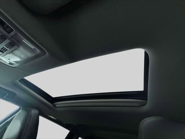 Certified 2017 Toyota Highlander XLE image 34