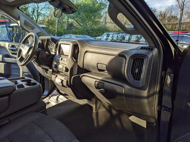 Used 2022 Chevrolet Silverado 1500 Custom AWD/4WD image 18