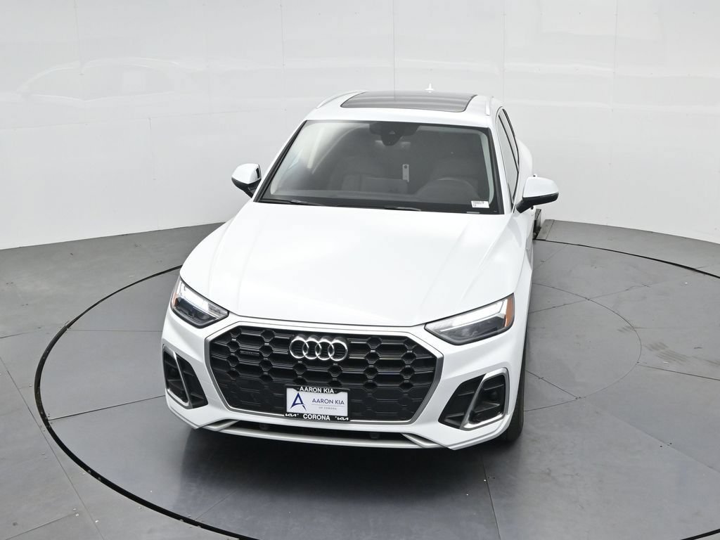 Used 2023 Audi Q5 2.0T Premium w/ Convenience Package AWD/4WD image 44