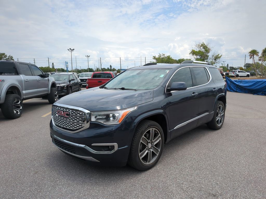 Used 2018 GMC Acadia Denali w/ Technology Package FWD image 3