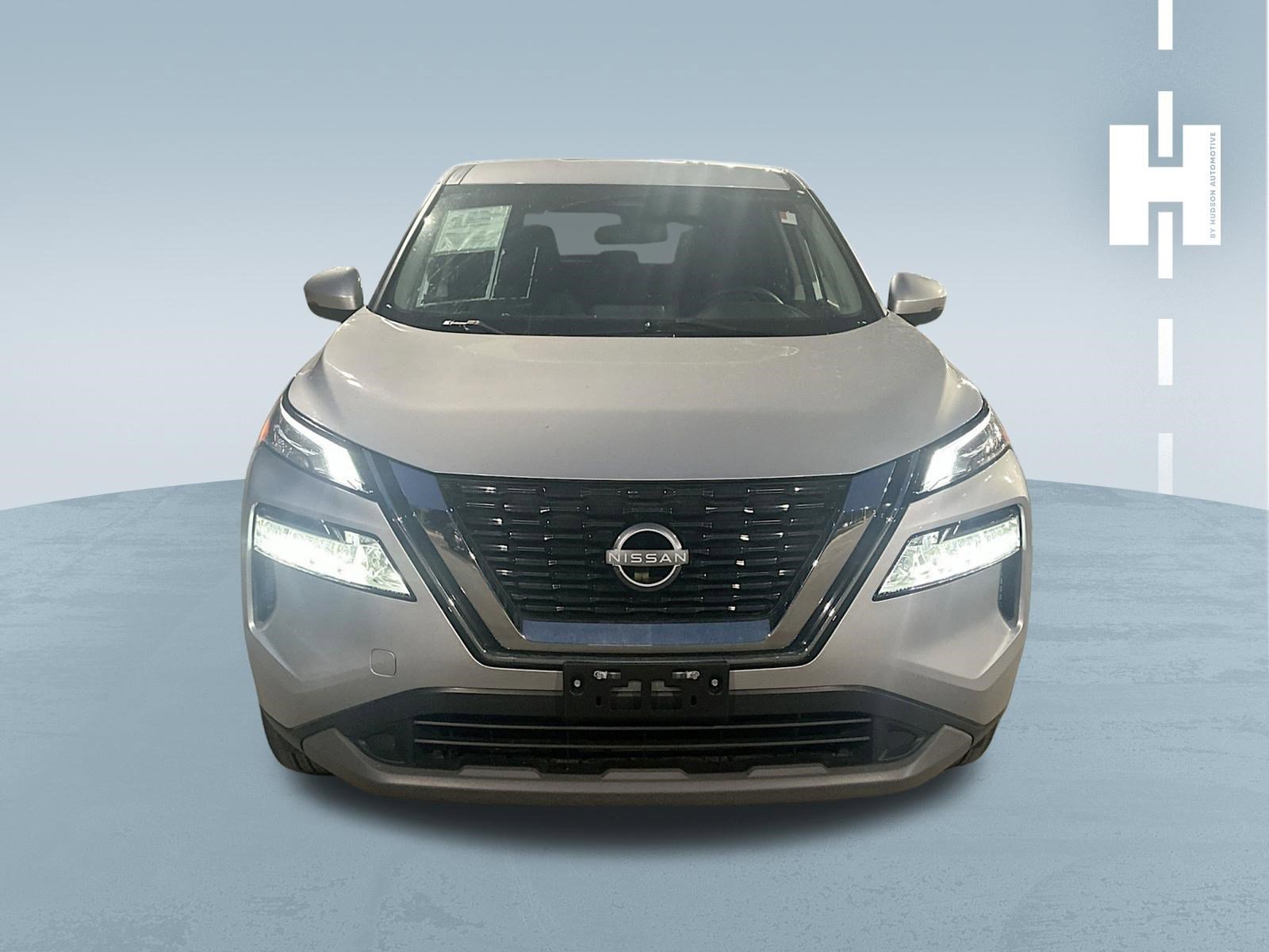 Used 2022 Nissan Rogue SV AWD/4WD image 2