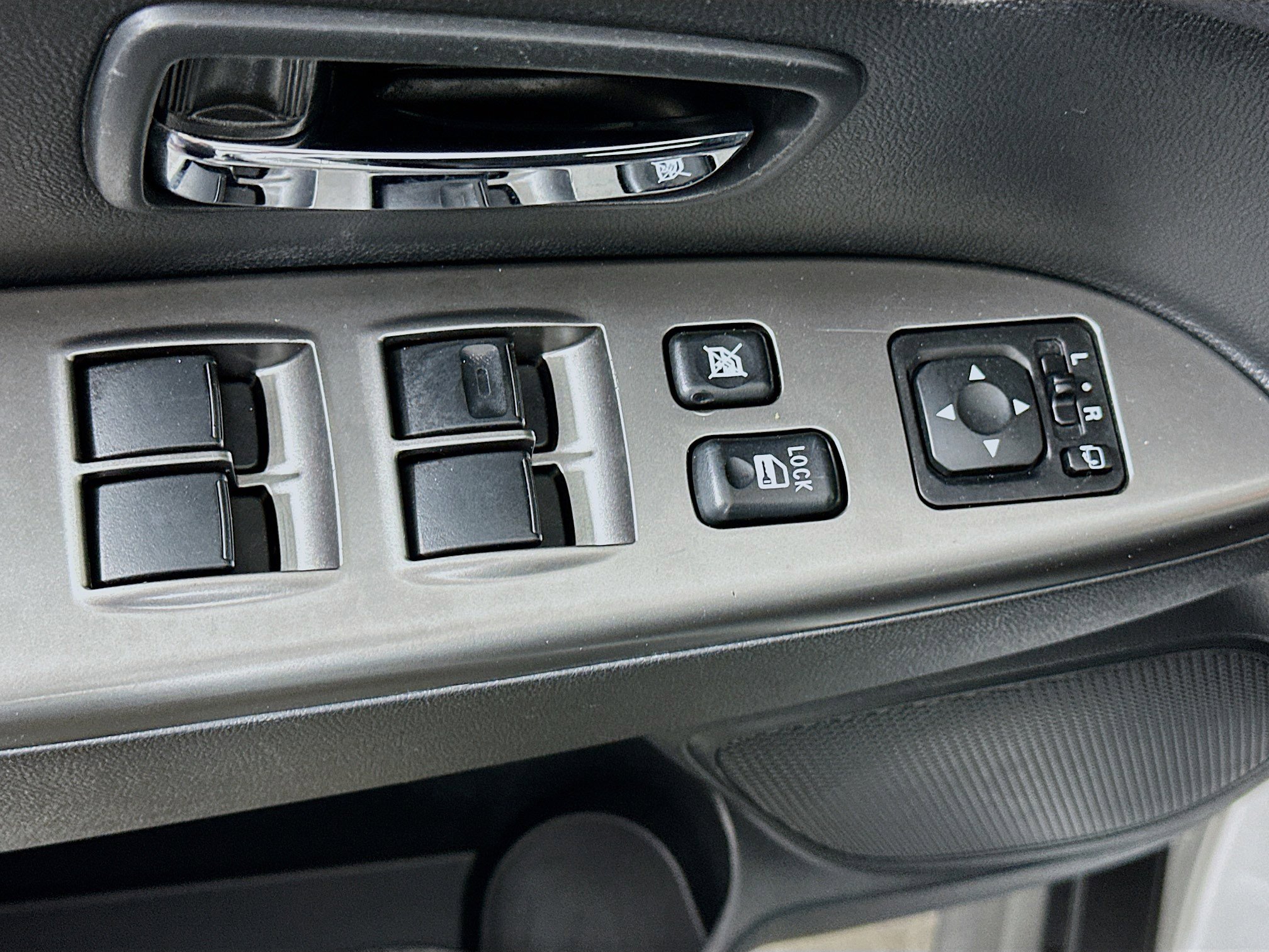 Used 2021 Mitsubishi Outlander Sport SE FWD image 15