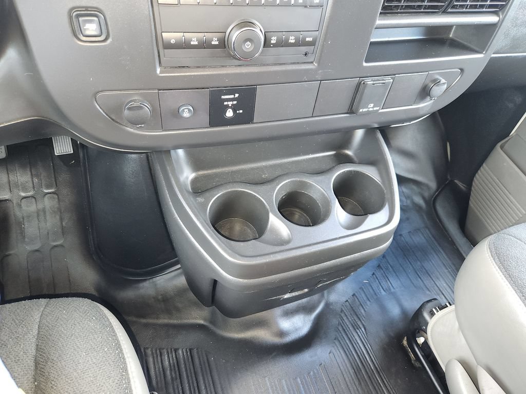 Used 2025 Chevrolet Express 2500 w/ Driver Convenience Package RWD image 23