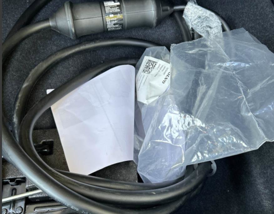 Used 2023 Volvo XC40 Recharge Ultimate image 15