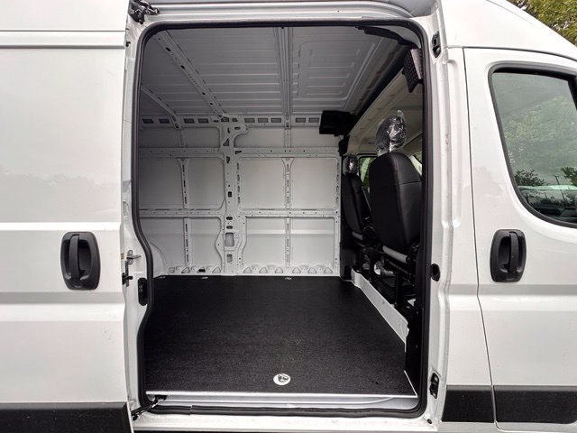 New 2026 RAM ProMaster 2500 w/ Power Group FWD image 8