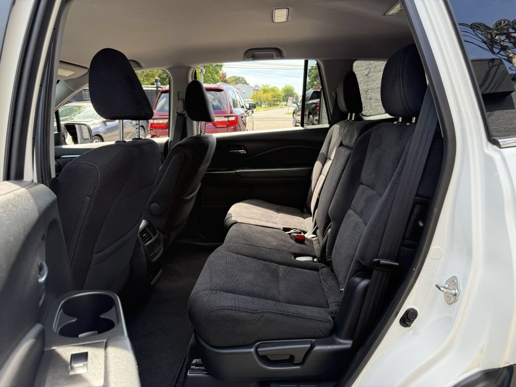 Used 2018 Honda Pilot EX image 18