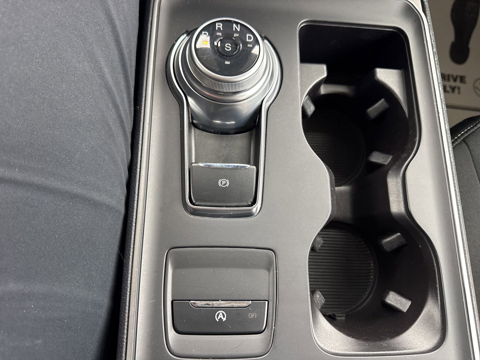 Certified 2023 Ford Edge SE w/ Black Appearance Package image 31