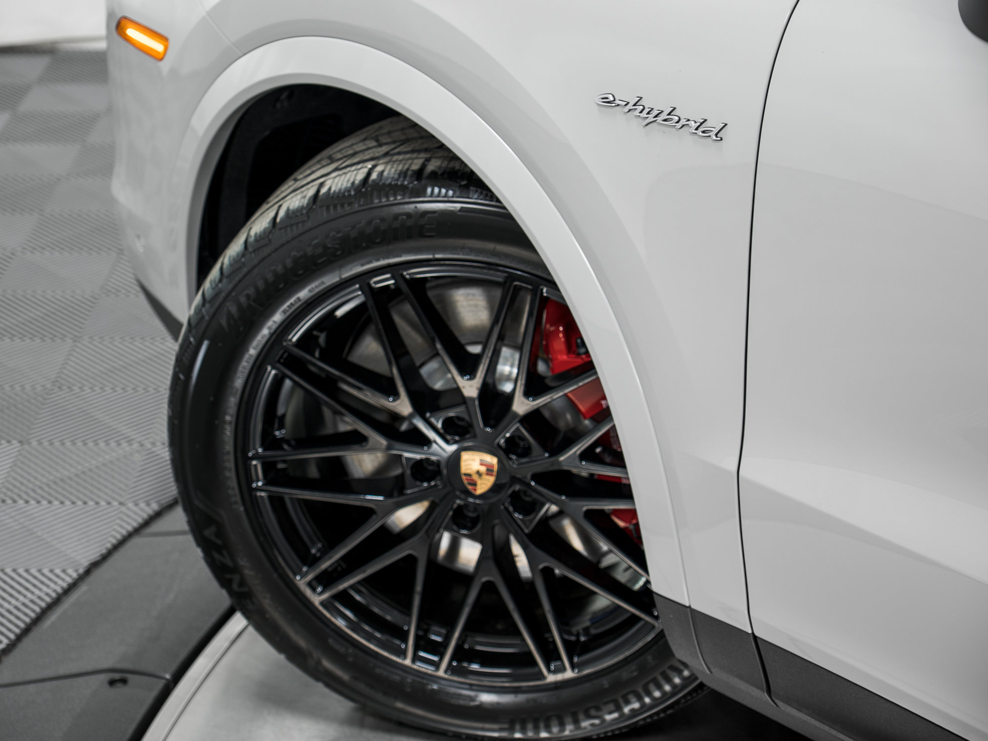 New 2026 Porsche Cayenne S image 33