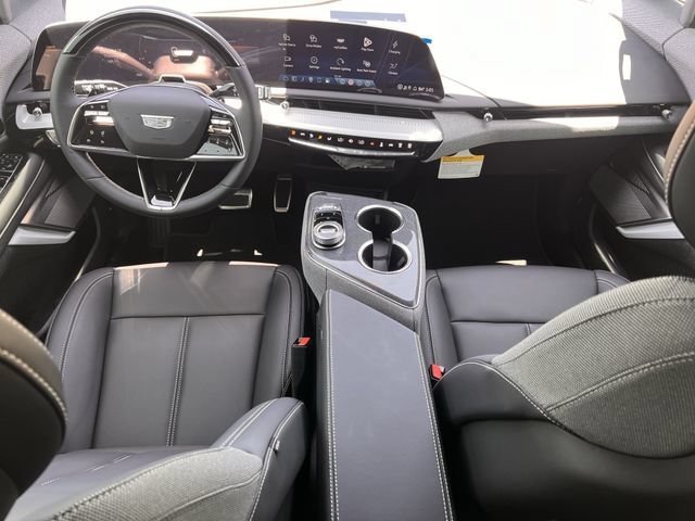 New 2027 Cadillac Optiq Luxury RWD image 9
