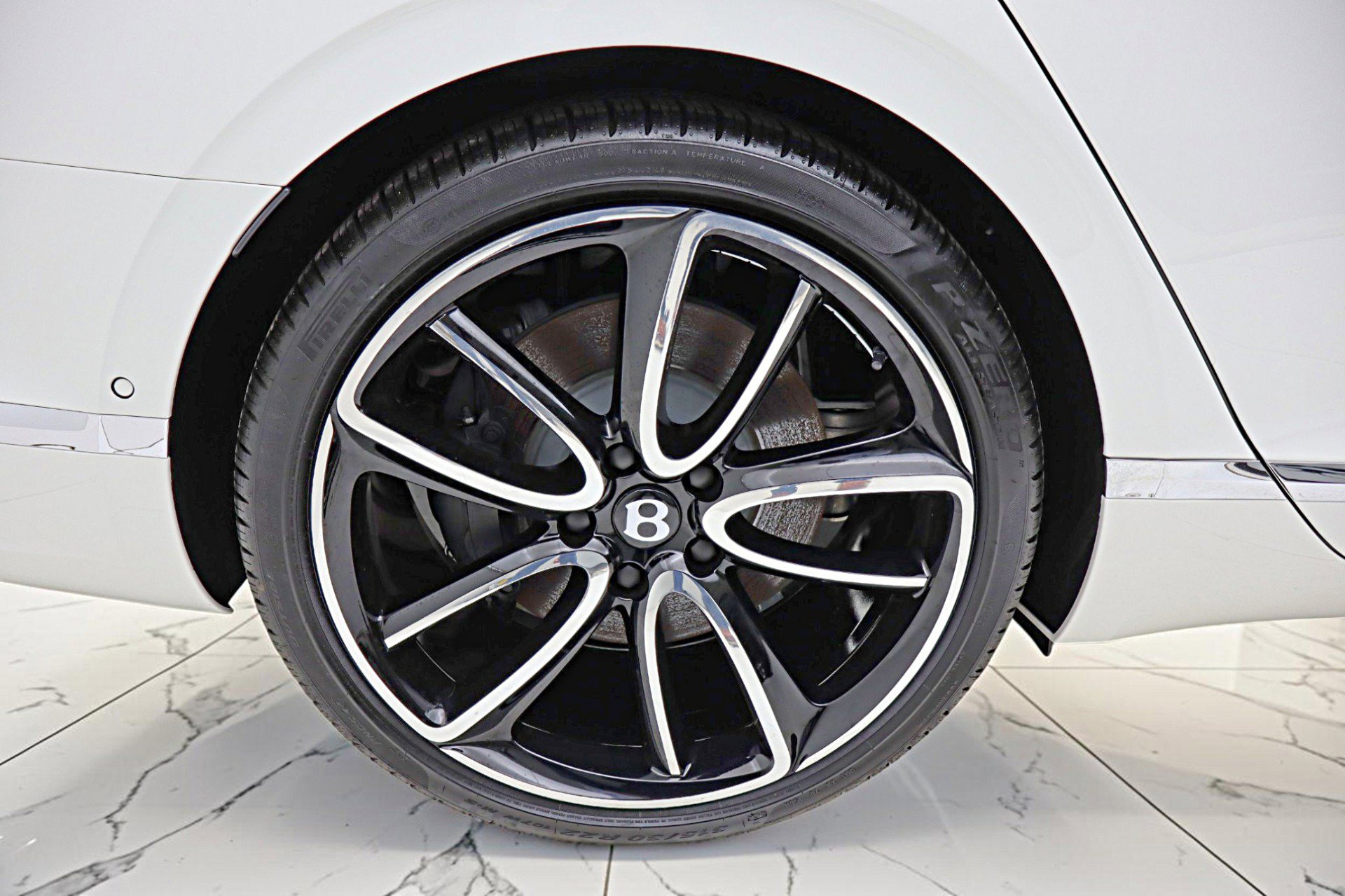 Used 2024 Bentley Flying Spur S V8 image 59