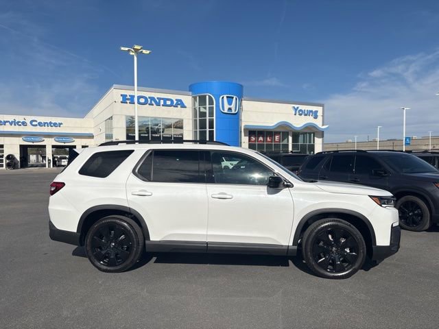 New 2026 Honda Pilot Black Edition image 2