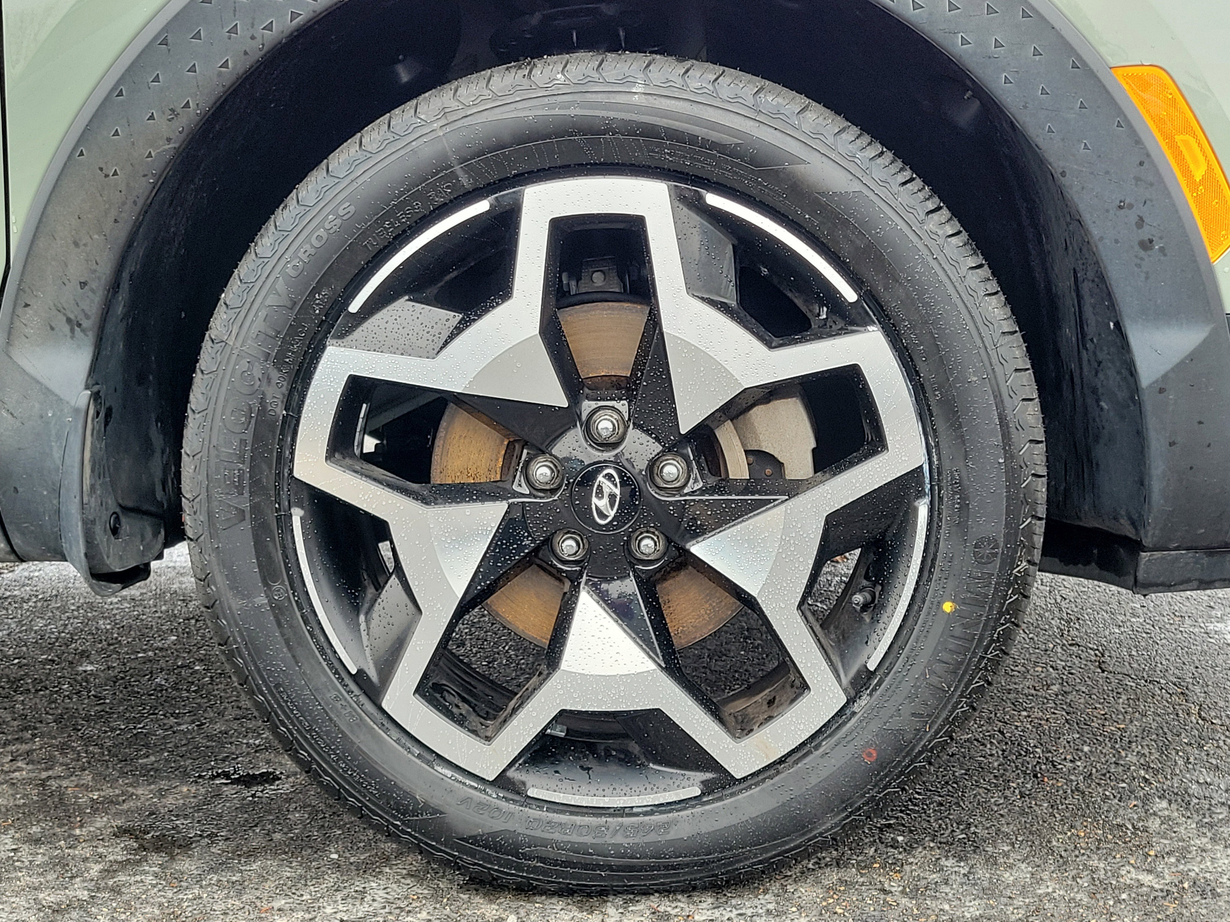 Used 2022 Hyundai Santa Cruz Limited image 5