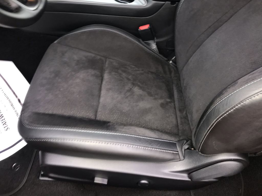 Used 2023 Dodge Challenger GT w/ Plus Package image 12