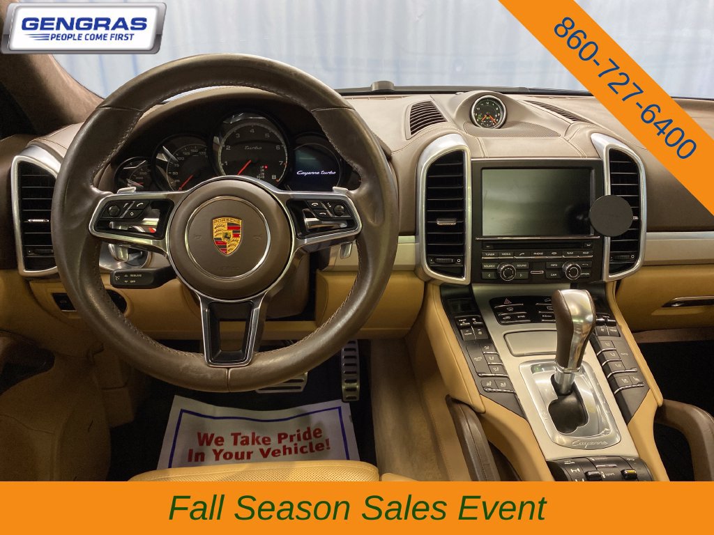 Used 2015 Porsche Cayenne Turbo AWD/4WD image 31